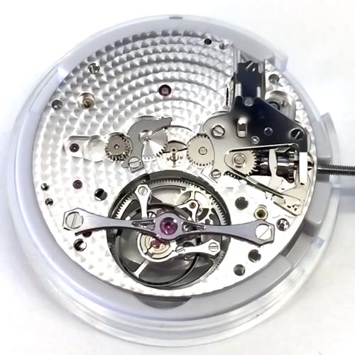 DWISS timepieces using Tourbillon Concepto 8950