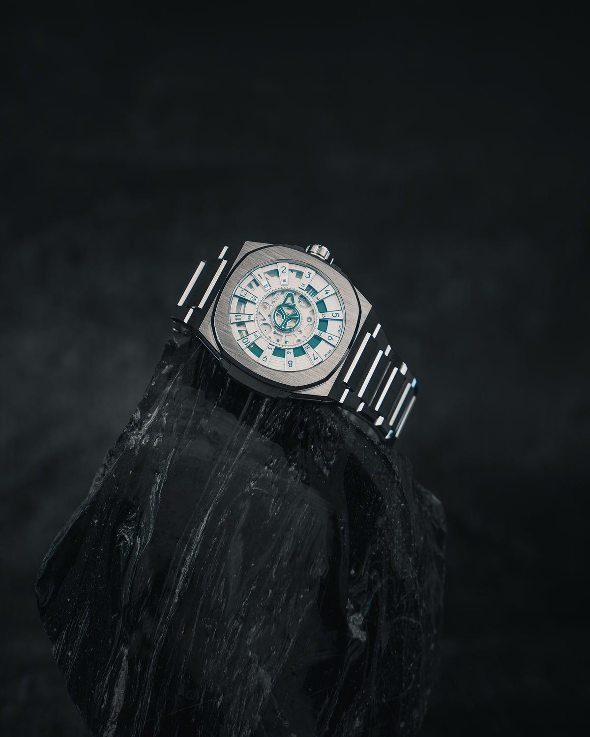DWISS M3S blue - metal bracelet, swiss made design awarded watch with DWISS signature mysterious hours time display and sapphire crystal