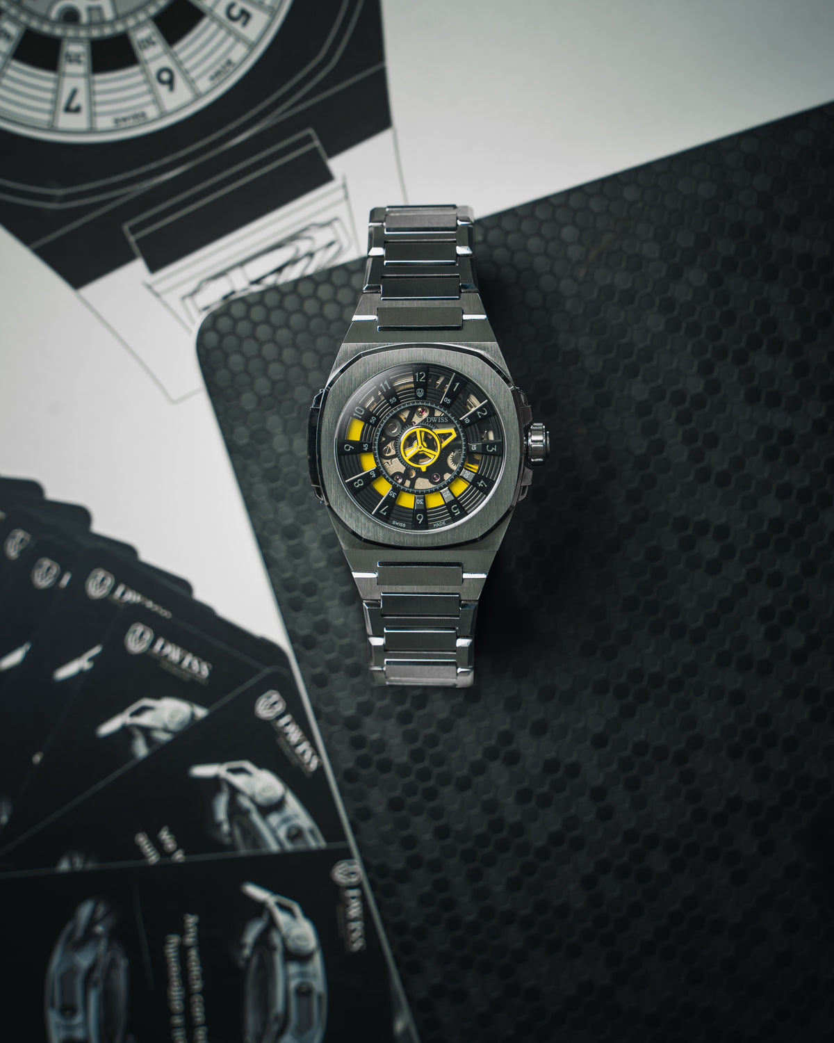 DWISS M3S yellow - metal bracelet, swiss made design awarded watch with DWISS signature mysterious hours time display and sapphire crystal
