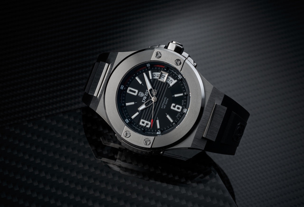  DWISS M1 Silver Limited Edition and design awarded Luxury Swiss Made Watches With Innovative Time Reading Systems 